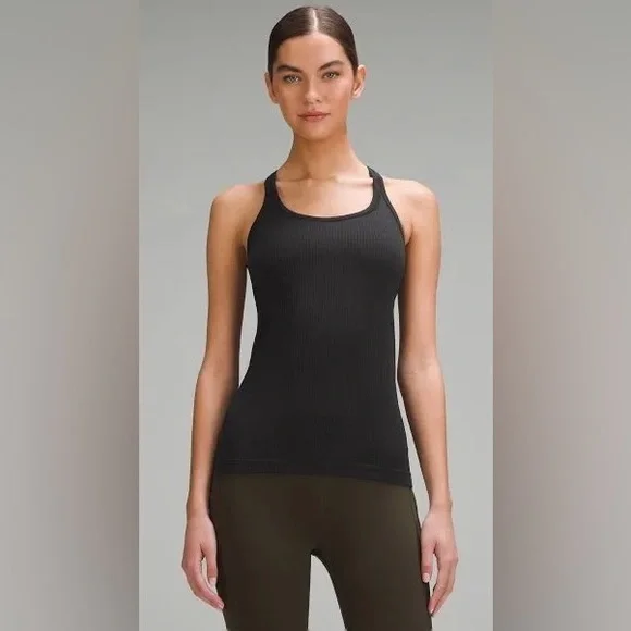 Black lulu tank without padding. - Picture 1 of 1